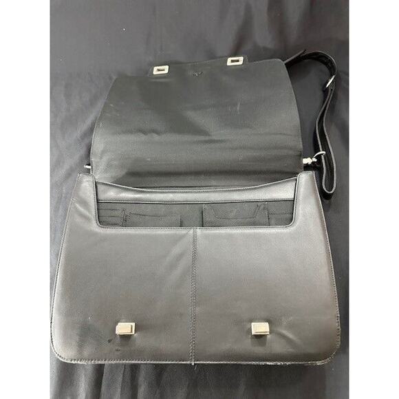 Leeds Black Leather Messenger Bag with Strap - Picture 9 of 15